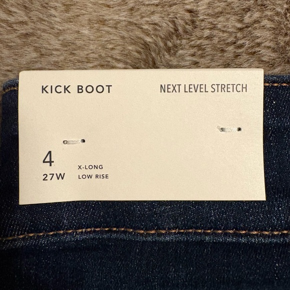 American Eagle Low Rise Kick Boot Jeans 896 - Dark Wash - 4 X-Long (27) - Picture 5 of 8